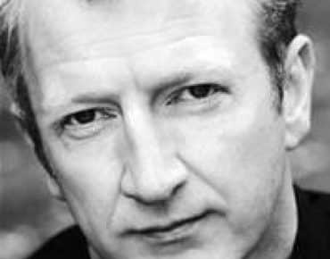 Steffan Rhodri